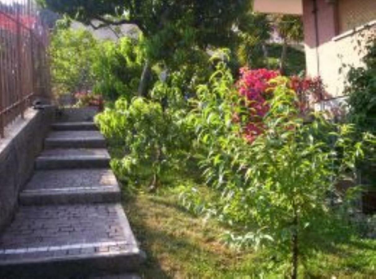 Bed and Breakfast Le Gardenie Da Fil Bordighera Exterior foto